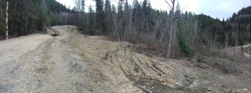 Deep Creek April 10, 2015 - A wide screen glimpse at the movement two weeks into April.