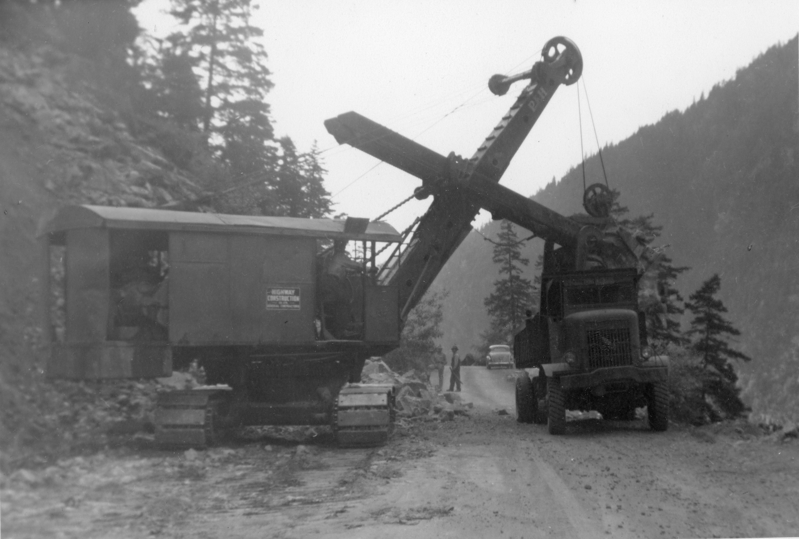 Fraser Canyon Construction machines