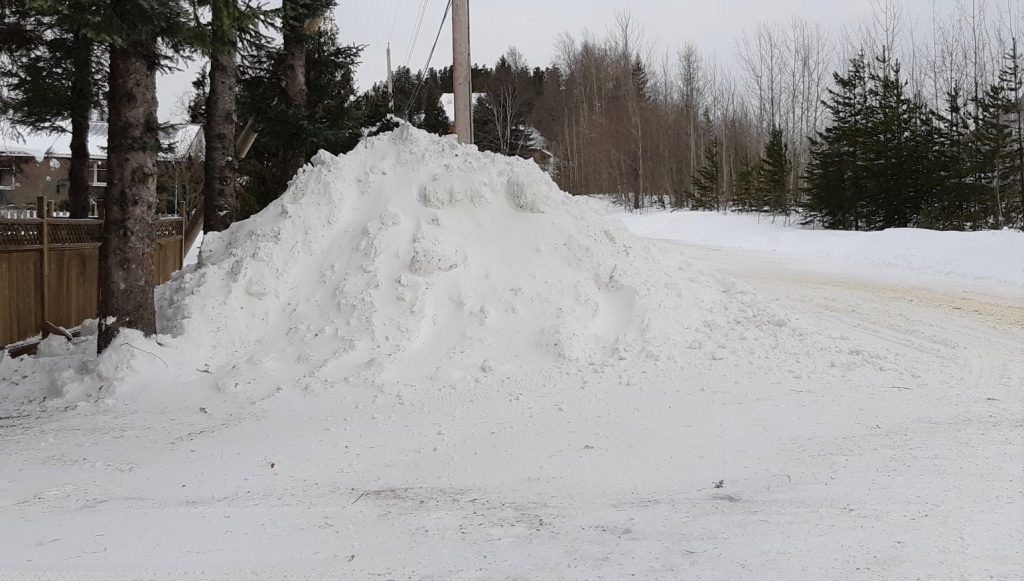 4 Reasons Why Piling Your Private Snow on Roads is a No
